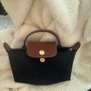 Jet Black Compact Shopper - Minimalist Style